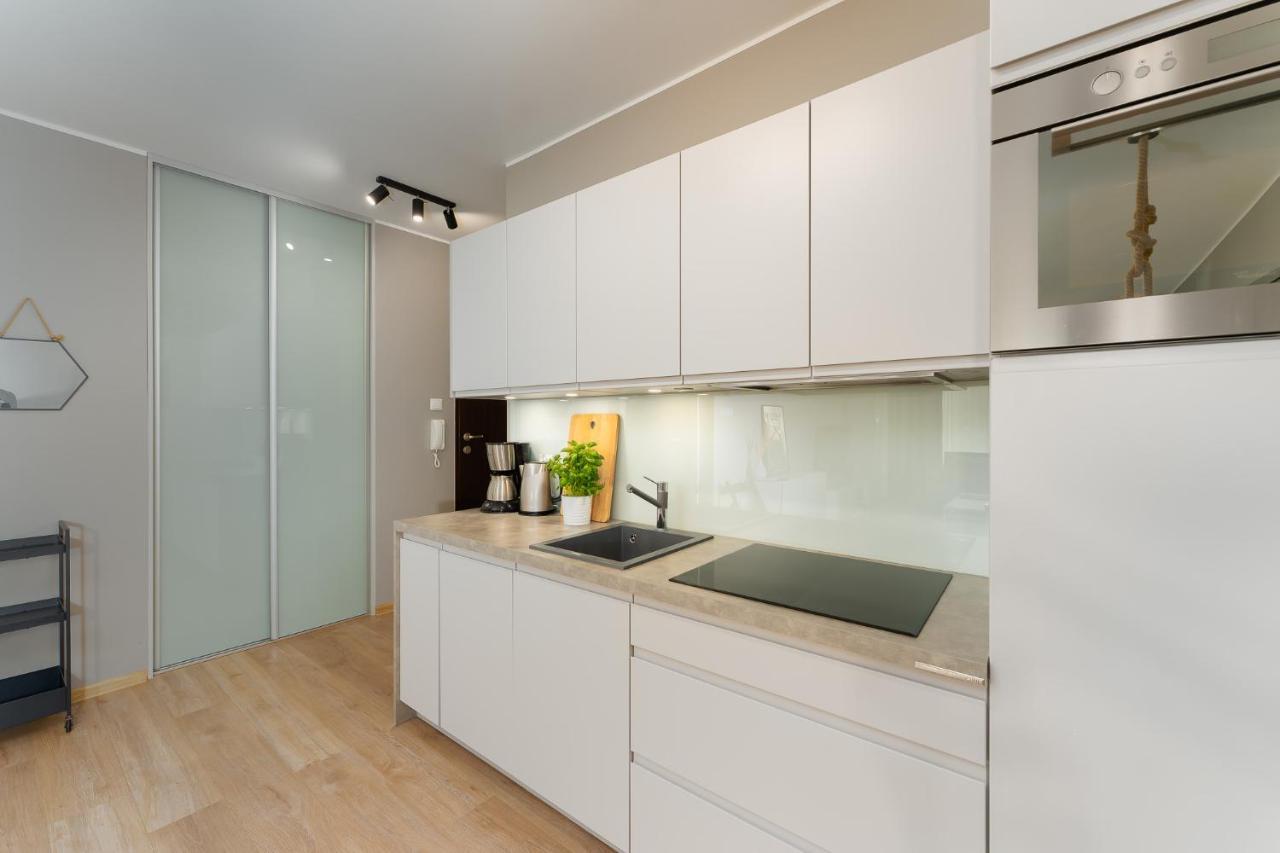 Przystan Kolo Brzegu Apartamento Kołobrzeg Exterior foto