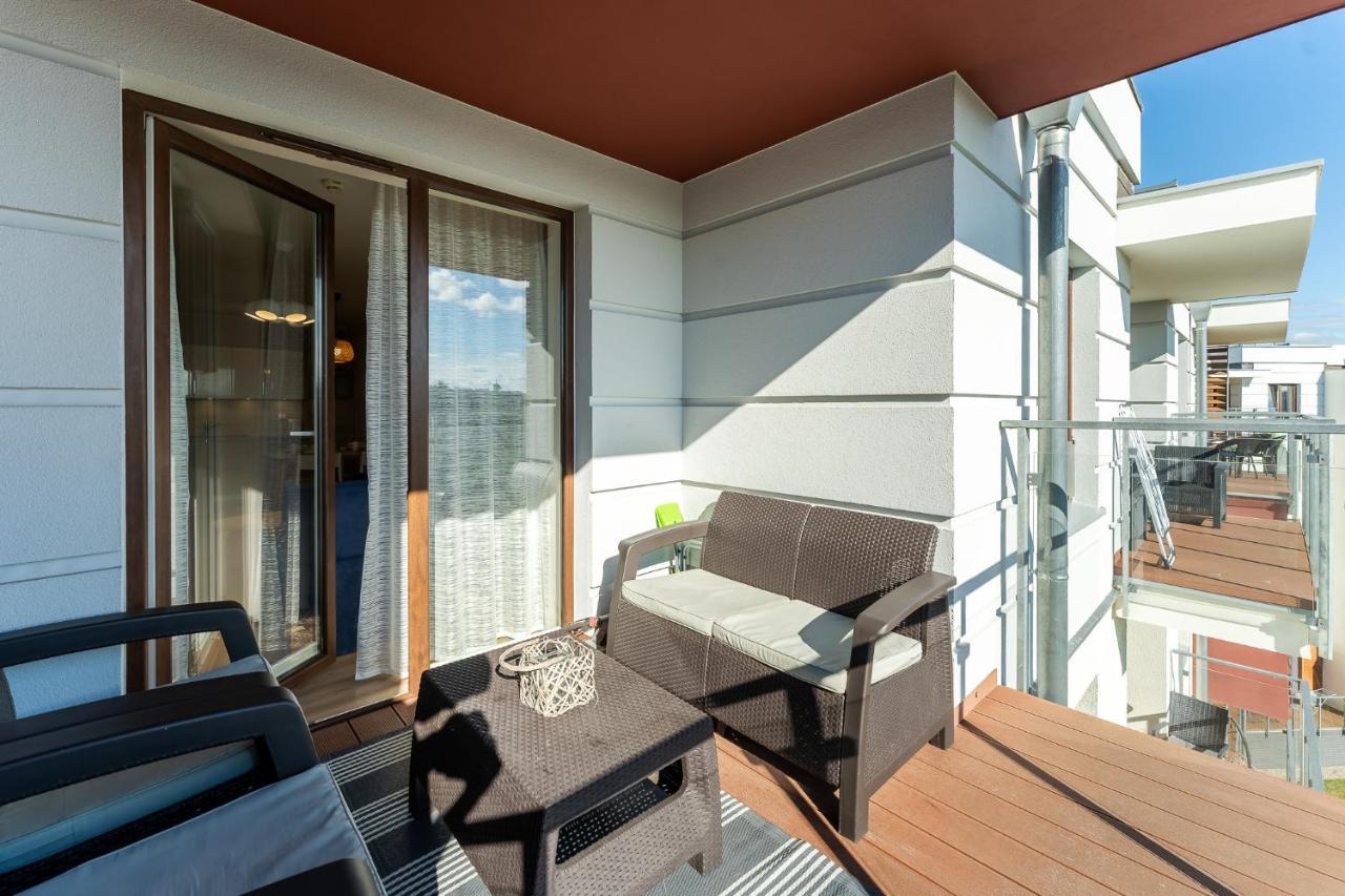 Przystan Kolo Brzegu Apartamento Kołobrzeg Exterior foto