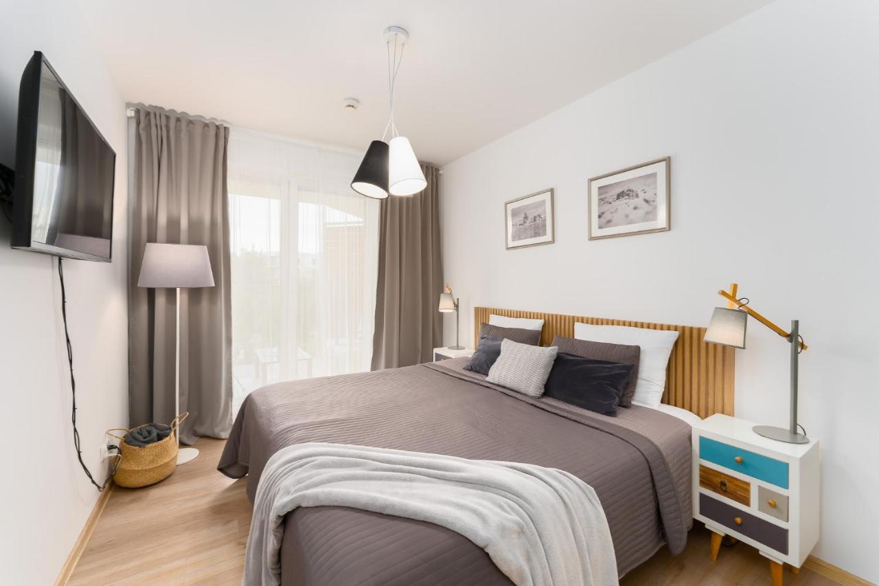 Przystan Kolo Brzegu Apartamento Kołobrzeg Exterior foto
