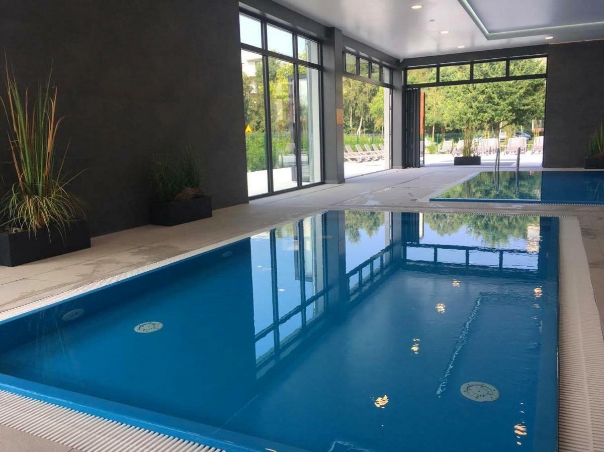 Przystan Kolo Brzegu Apartamento Kołobrzeg Exterior foto